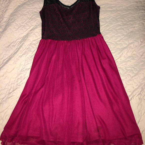 Dress - Picture 3 of 5